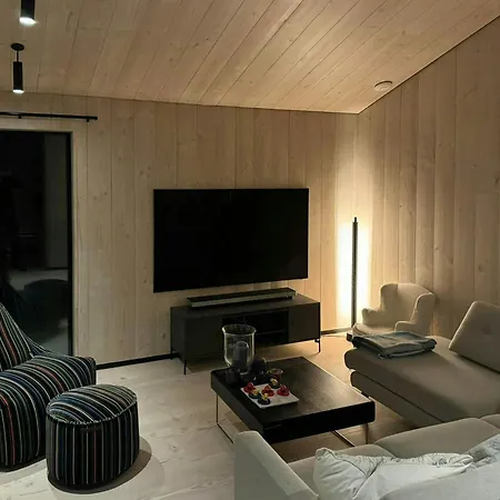 Дом отдыха Architect-designed House In The First Row Of Dunes *