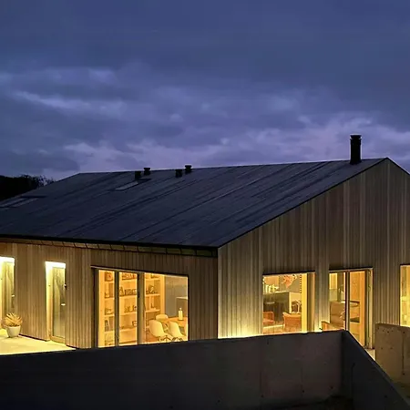 Architect-designed House In The First Row Of Dunes Сasa de vacaciones Blokhus